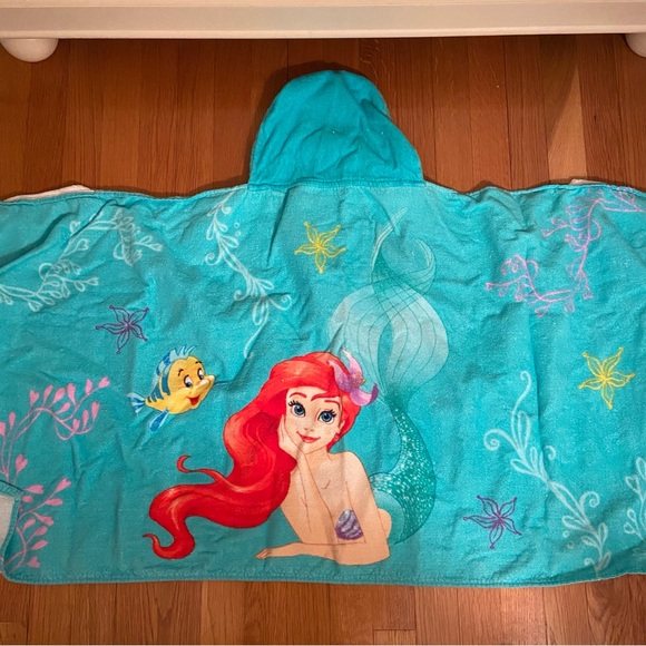 Disney Other - Little Mermaid towel